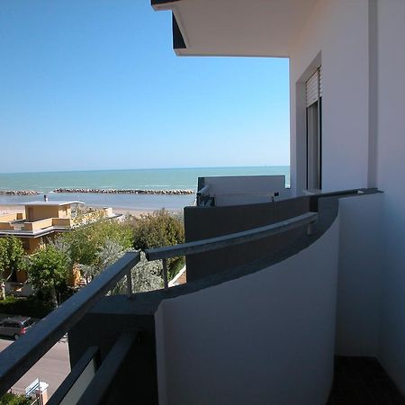 Hotel Merkury Torre Pedrera Exterior foto